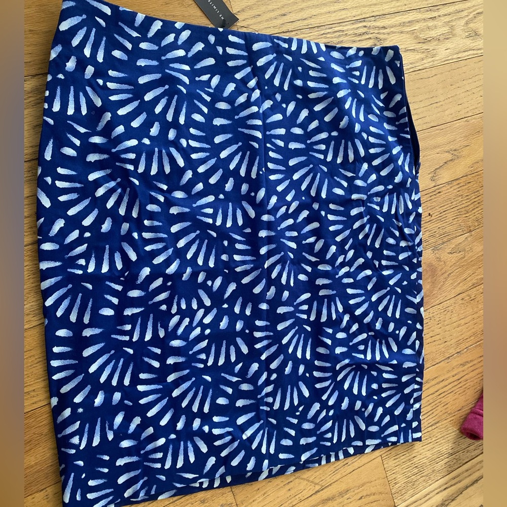 The Limited size 10 new with tags pencil skirt